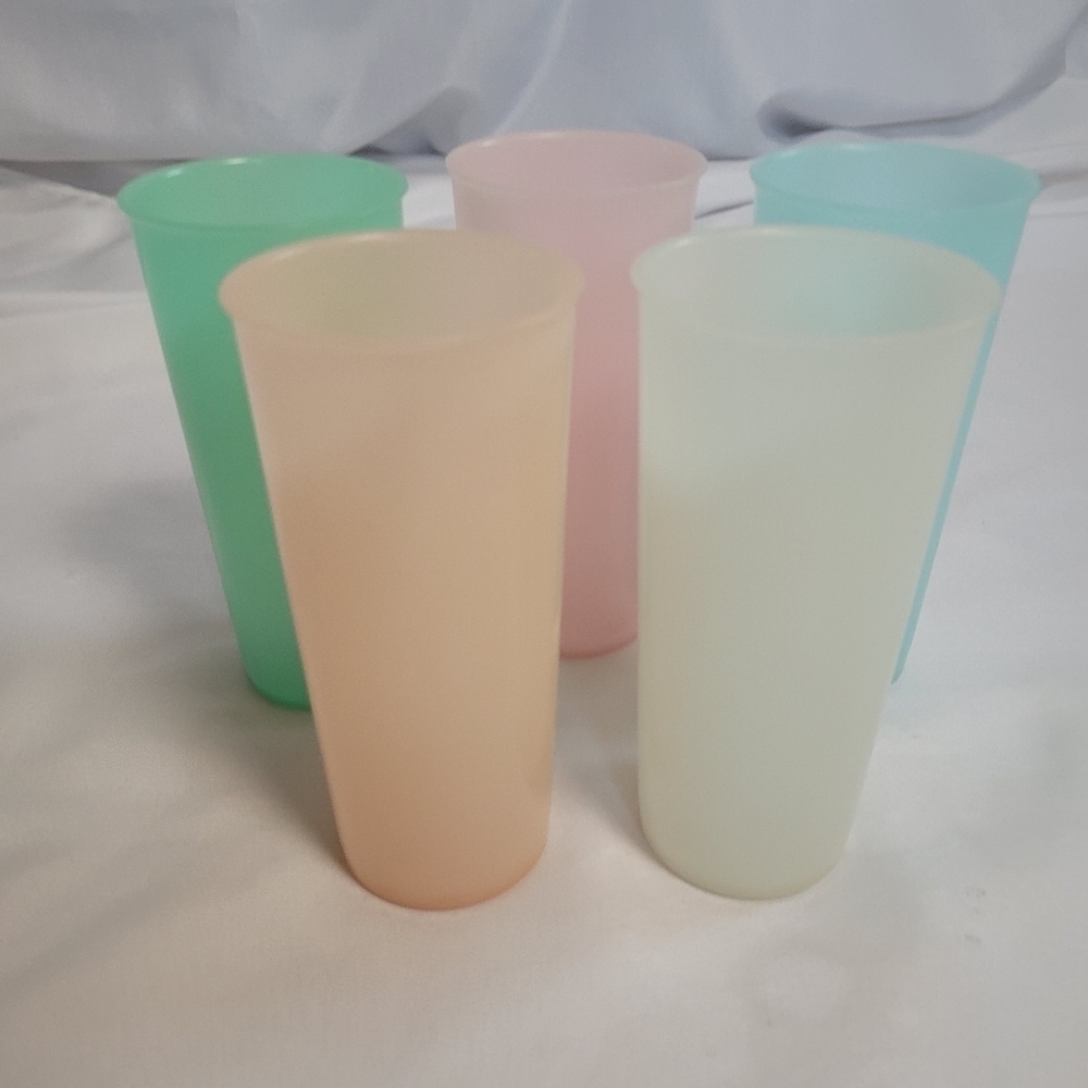 Vintage Tupperware Tumblers Pastel Colors Lot of 5 12oz
